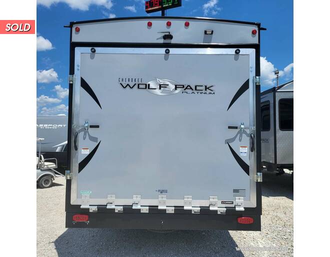 2022 Cherokee Wolf Pack 25Pack12 Travel Trailer at Hopper RV STOCK# 002490 Photo 7