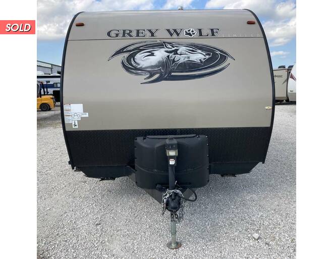 2018 Cherokee Grey Wolf 19SM Travel Trailer at Hopper RV STOCK# 002631 Photo 2