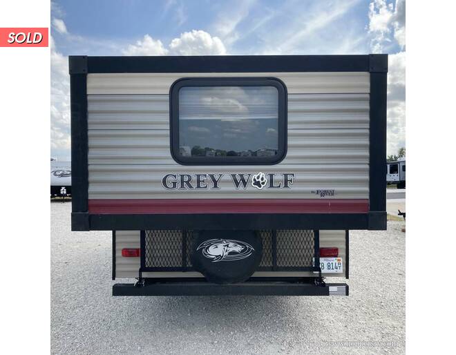 2018 Cherokee Grey Wolf 19SM Travel Trailer at Hopper RV STOCK# 002631 Photo 5