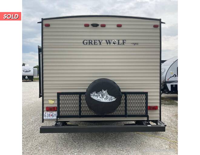 2018 Cherokee Grey Wolf 26DBH Travel Trailer at Hopper RV STOCK# 002705 Photo 5