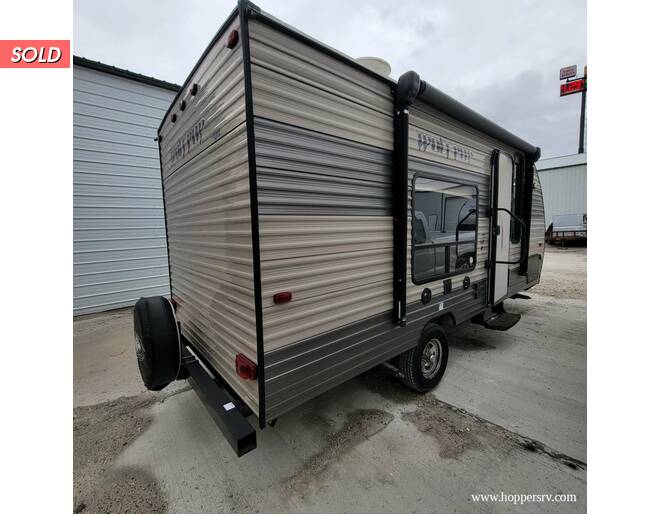 2018 Cherokee Wolf Pup 16FQ Travel Trailer at Hopper RV STOCK# 002778 Photo 4