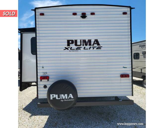 2020 Palomino Puma XLE Lite 25RBSC Travel Trailer at Hopper RV STOCK# 002840 Photo 3