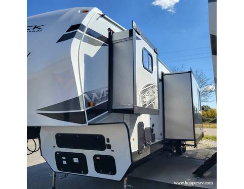 2023 Cherokee Wolf Pack 345PACK14.5 Fifth Wheel at Hopper RV STOCK# 002869 Photo 2