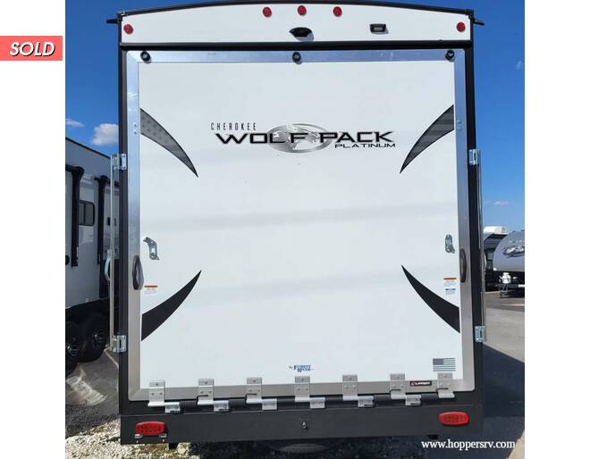 2023 Cherokee Wolf Pack 345PACK14.5 Fifth Wheel at Hopper RV STOCK# 002869 Photo 8