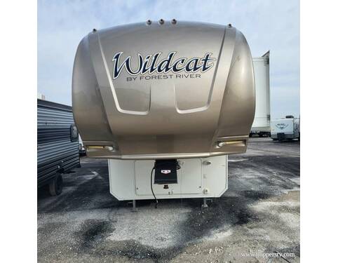 2016 Wildcat 327CK Fifth Wheel at Hopper RV STOCK# 003003 Exterior Photo