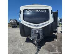 2020 Keystone Outback 330RL traveltrai at Hopper RV STOCK# 003114
